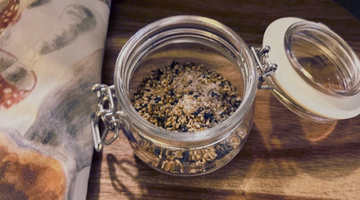 Gomasio: sesamo y sal marina