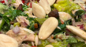 ENSALADA DE LECHUGA CON BONITO Y AGUACATE